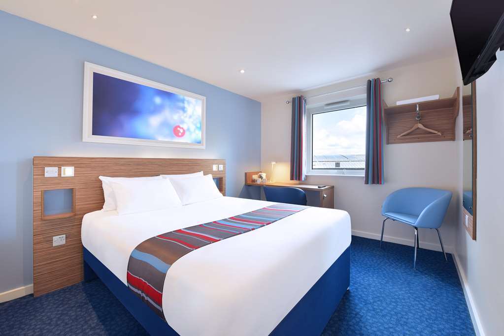 Travelodge Birmingham Dudley Szoba fotó